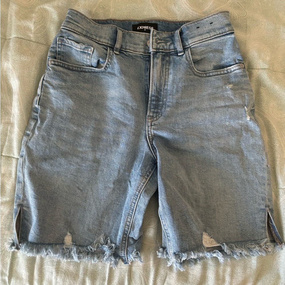 Express Jean Bermuda Highrise shorts